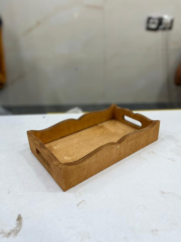 سینی چوبی ابعاد طول 30سانت عرض 18سانت قطر {گودی} 5 سانت
